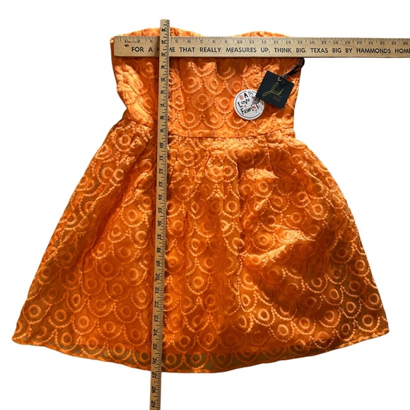 Jack by BB Dakota Electric Orange Strapless Embroidered Dress Size 4 NWT - Picture 2 of 5